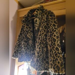 AEO Faux Fur Leopard Print Coat Medium Glamorous Mob Wife Old Money Rockstar